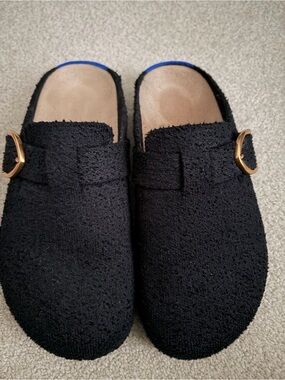 Rothy’s Buckle Clog